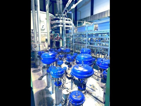 Teile des kryogenischen Systems des CERN (Foto: CERN)