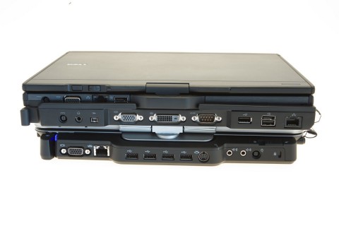 Zwei Tablet-PCs (Latitude XT und Compaq 2710p) mit ihren Docks.