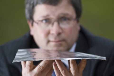 Flat Flexible Loudspeaker - Lautsprecher der Zukunft