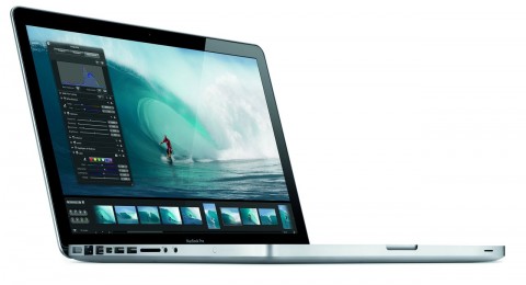Macbook Pro 15 Zoll: Statt des Expresscard/34 gibt es einen SD-Karten-Schacht.