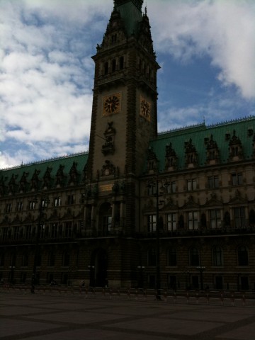 Beispielbild mit dem iPhone 3GS - hier berechnet das iPhone die Belichtung anhand des Himmels.