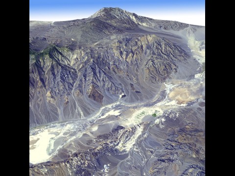 Das Death Valley in Kalifornien ist der niedrigste Punkt der USA. Es liegt gut 80 m unter dem Meeresspiegel (Bild: NASA)