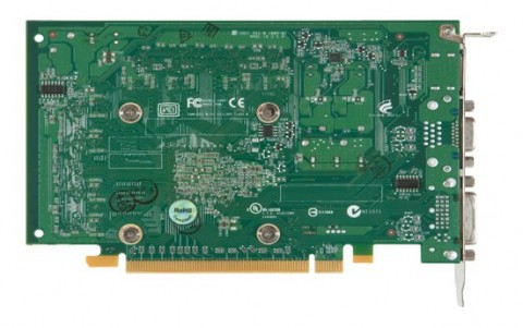 Sie dank h&ouml;herer Taktraten und breiterem Speicherinterface  schneller als die 210.