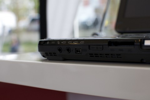 Anschl&uuml;sse: Audio, Firewire-400 und der Kartenleser