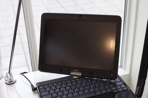 Fujitsus neuer Tablet-PC mit Multitouch-Unterst&uuml;tzung