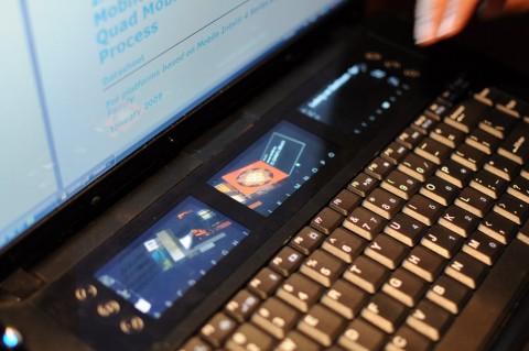 ... die oberhalb der Tastatur angeordnet sind.
