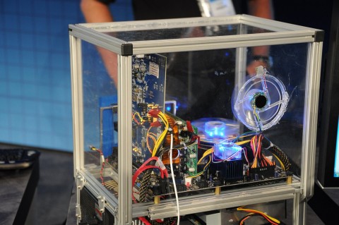 Light-Peak-Testsystem