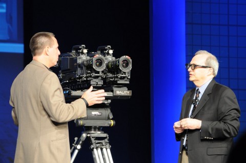 Justin Rattner (rechts) mit einem 3ality-3D-Kamerasystem