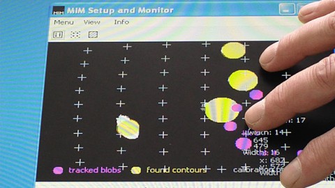 Evoluce One - 47 Zoll gro&szlig;es Multitouch-Display