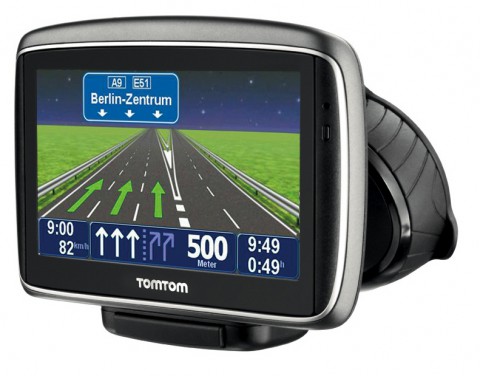 Tomtom Go 750 Live mit Car Kit