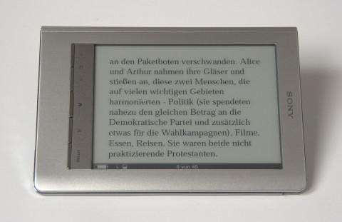 Der E-Book-Reader kann auch im Querformat genutzt werden. (Foto: wp)