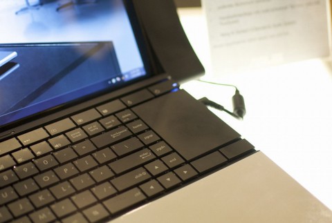 Asus NX90, rechtes Touchpad