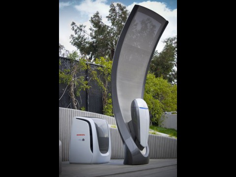 Sie zerlegt Wasser und produziert so den Treibstoff f&uuml;r die Brennstoffzelle.  (Foto: Honda)