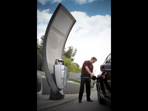 In acht Stunden tankt die Anlage das Autos f&uuml;r einen Tag auf. (Foto: Honda)