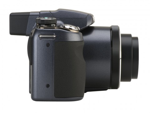 Pentax X90