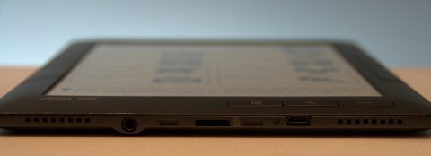 Per SDHC-Karte kann das Speichermedium bis zu 16 GByte erweitert werden. (Foto: wp)