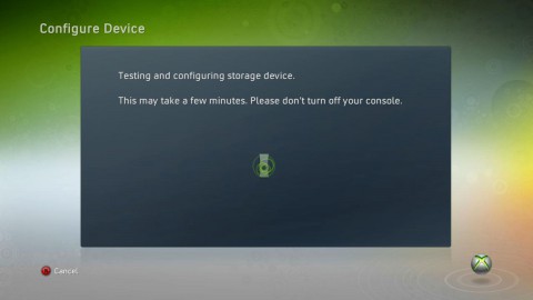 Xbox 360 - USB-Stick wird formatiert  (Quelle: Microsoft/Major Nelson)