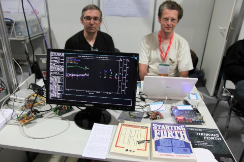 Selbst altehrw&uuml;rdige Programmiersprachen wie Forth waren auf dem Linuxtag pr&auml;sent.