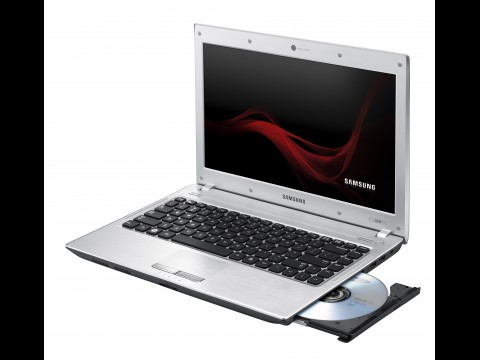 Samsung Q330