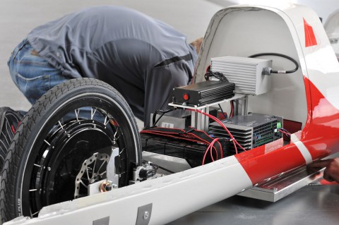 Der Antrieb ist ein 2-kW-Nabenmotor im Hinterrad. (Foto: Hochschule Karlsruhe)