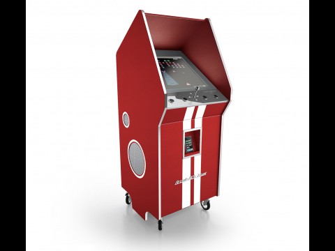 Arcade 80's Trunk GT - mit Rallyestreifen und rotem Leder