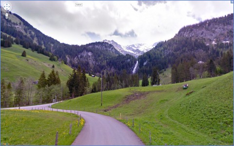 Google Street View: Alpenstra&szlig;e in der Schweiz