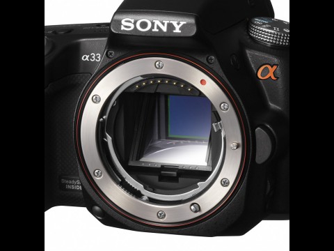 Sony Alpha 33