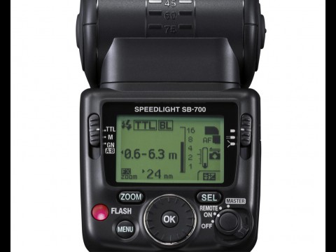 Nikon SB-700