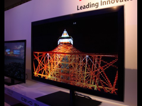 Toshiba 55ZL1 - Demonstrationsger&auml;t zeigt die dimmbaren LED-Cluster in Aktion. (Bild: ck)