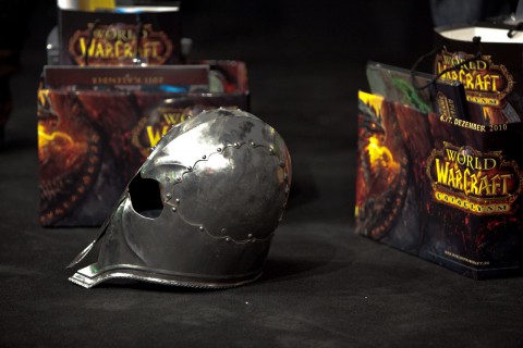 Der Menschenkrieger bekam nicht nur ein Cataclysm-Paket, sondern musste sich die H&auml;nde freimachen f&uuml;r... (Foto: Maximilian Knop)