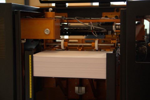 Das Ger&auml;t verarbeitet A4-Papier. (Foto: wp)