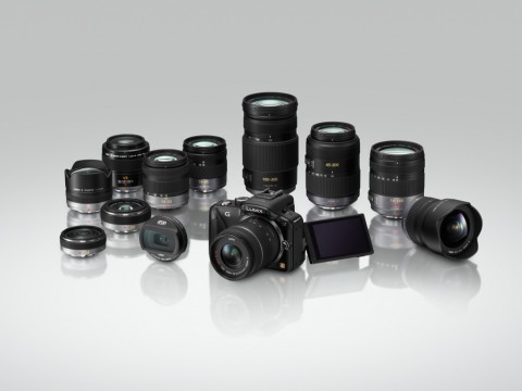 Panasonic Lumix G3 mit Zubeh&ouml;r (Bild: Panasonic)