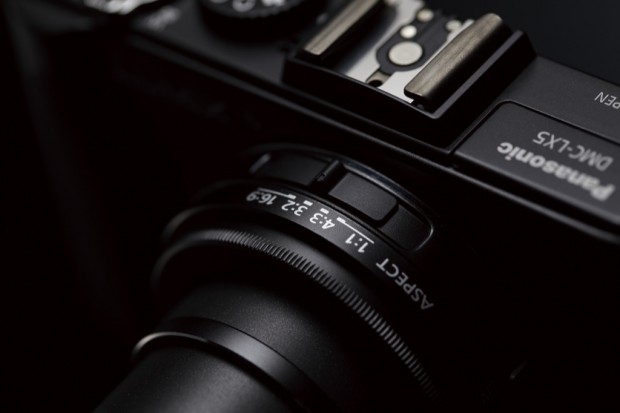 Panasonic DMC-LX5 (Bild: Panasonic)