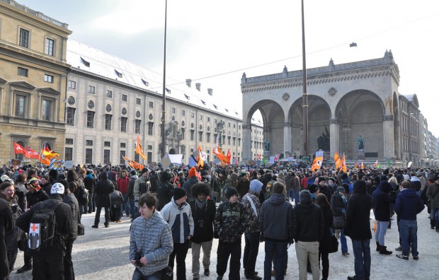 Protest am Odeonsplatz in M&uuml;nchen (Bild: Nico Ernst)