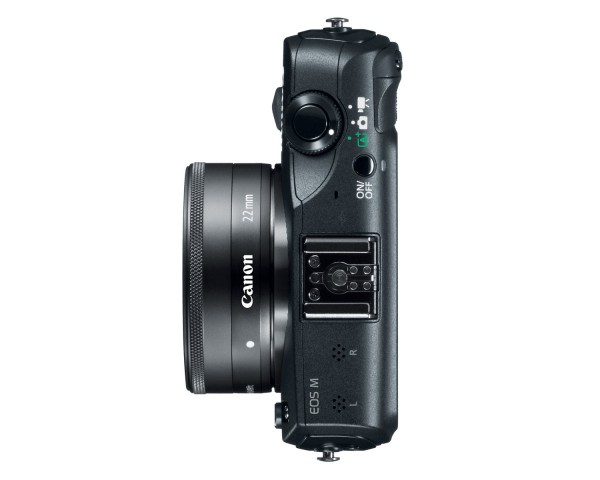 Canon EOS M mit EF-M 22mm f/2 STM (Bild: Canon)