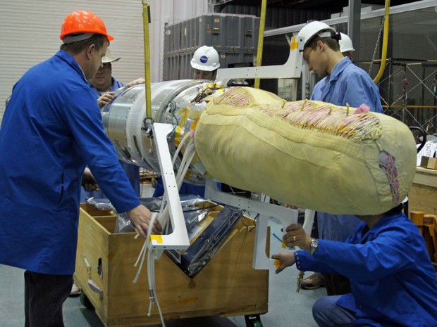 Vor dem Start wird das System in einen Sack gesteckt und dann in Rakete verpackt. (Foto: Nasa)