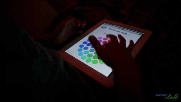 Farbsteuerung der RGB-Version der Bluetooth Bulb (Bild: Bluetooth Bulb)