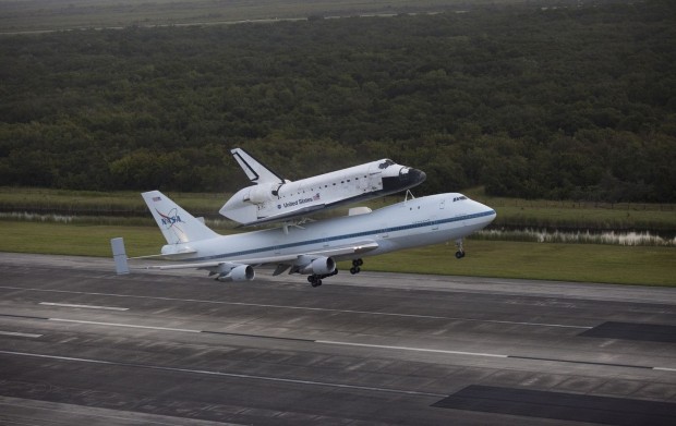 ... hat das Spaceshuttle seine Reise nach Kalifornien ins Museum angetreten. (Foto: Nasa)