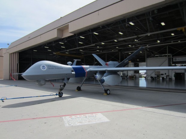 Harvester-Gondeln an einer Drohne vom Typ Reaper des US-Grenzschutzes (Foto: Joe Sanders/Sandia Labs)