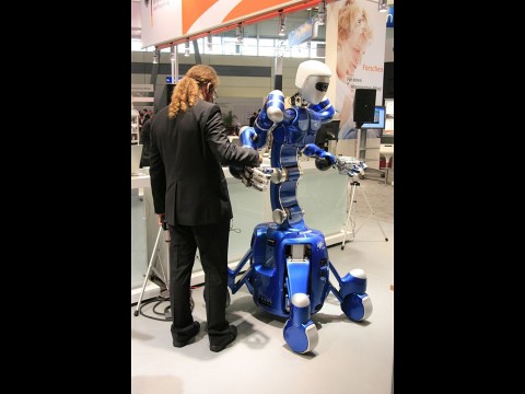 Sportlich: Roboter Justin fängt Bälle - Golem.de
