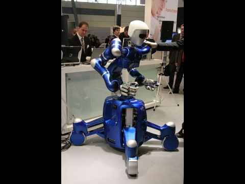 Sportlich: Roboter Justin fängt Bälle - Golem.de