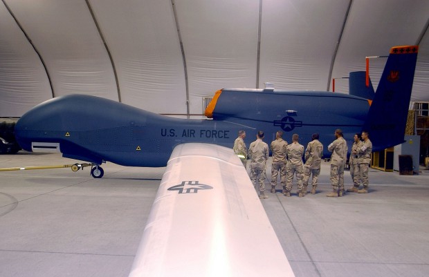 Das unbemannte Aufklärungsflugzeug Global Hawk (Foto: Department of Defense, DoD)
