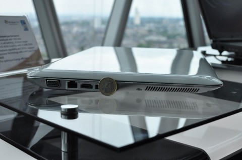 MSI X600: Mit 24 mm sch&ouml;n flach