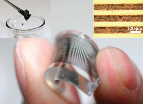 Das Leitermaterial besteht aus Gummi, in dem sich Leiterbahnen aus Kohlenstoffnanr&ouml;hrchen befinden.