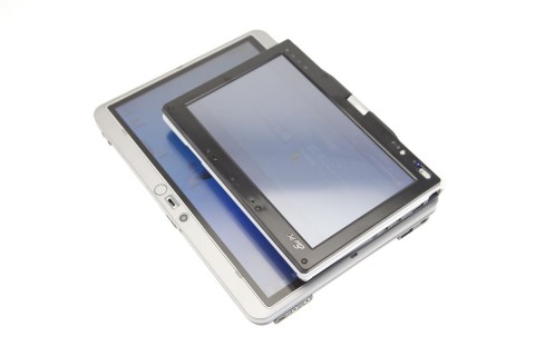 Gegen ein 12-Zoll-Tablet wirkt das T91 geradezu winzig.