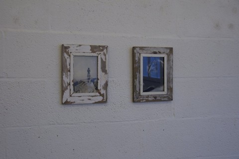 Ein bisschen Kunst an den kargen Mauern