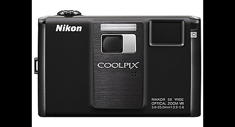 Nikon Coolpix S1000pj mit integriertem Projektor