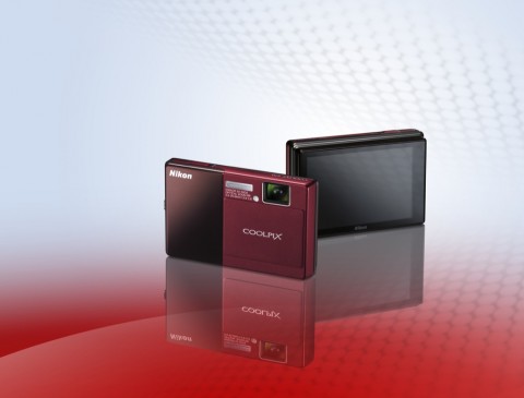 Nikon Coolpix S70