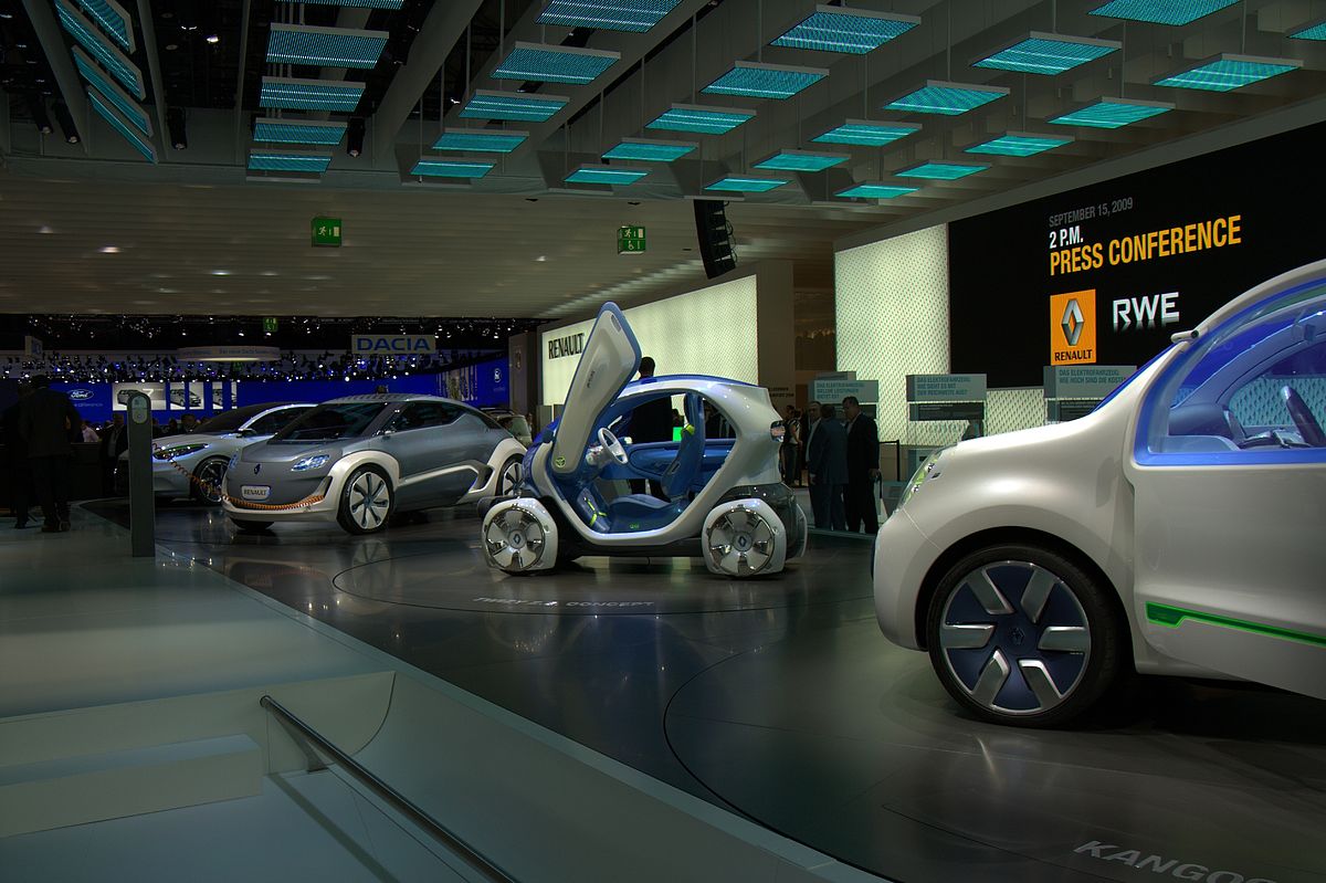 Renaults Elektrofahrzeuge: Kangoo, Twizy, Zoe und Fluence (von rechts nach links) (Foto: wp)