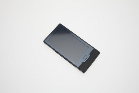 Zune HD: 3,3-Zoll-OLED-Bildschirm mit kapazitivem Multitouchscreen